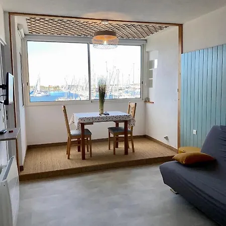 Le Cocon De La Marina Apartment *